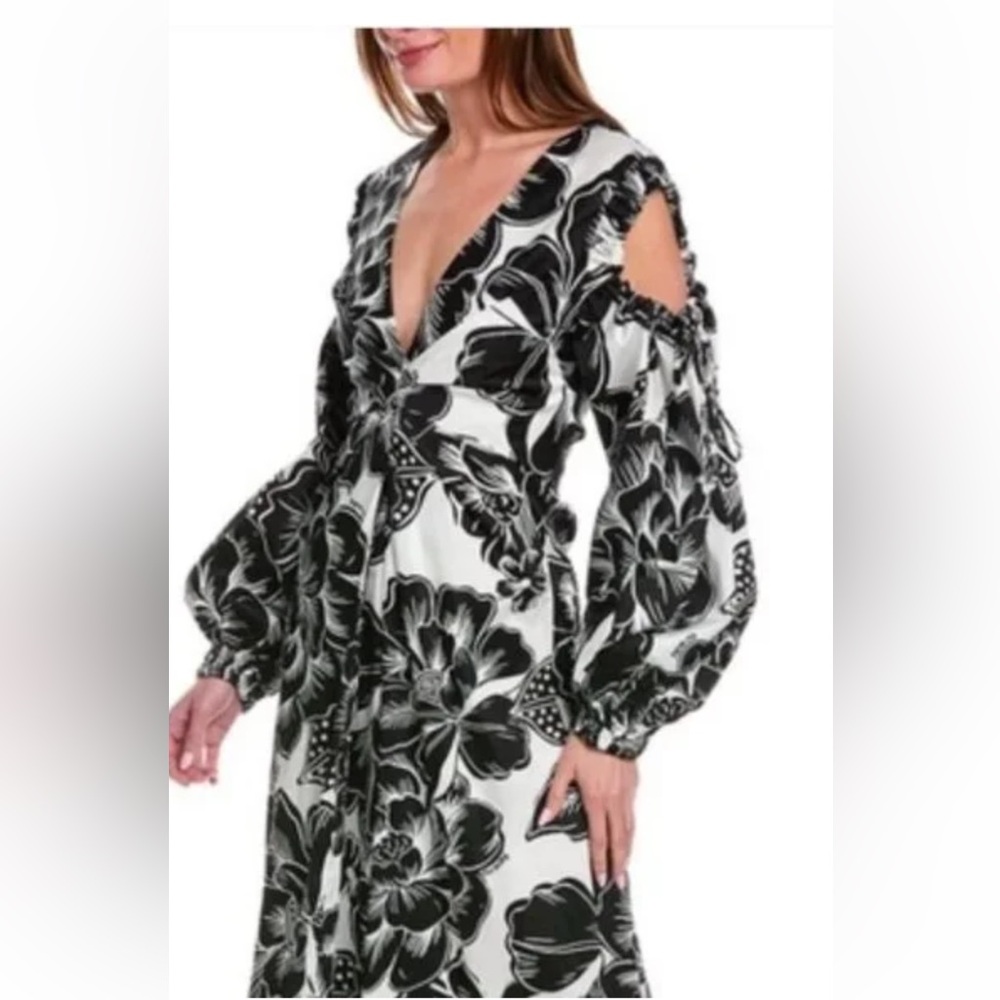 FARM Rio Chita Woodcut White and Black V-Neck Dress w/ Open Drop Shoulders.